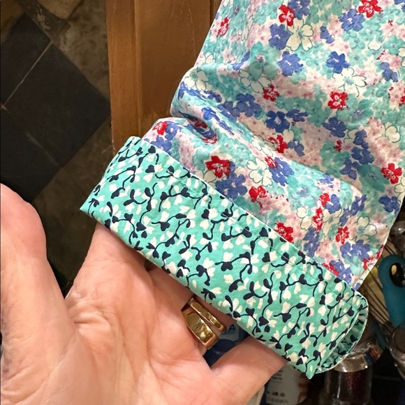 Talbot, modern classic shirt in Ditsy Floral with contrast flip cuff, size large - Picture 8 of 15